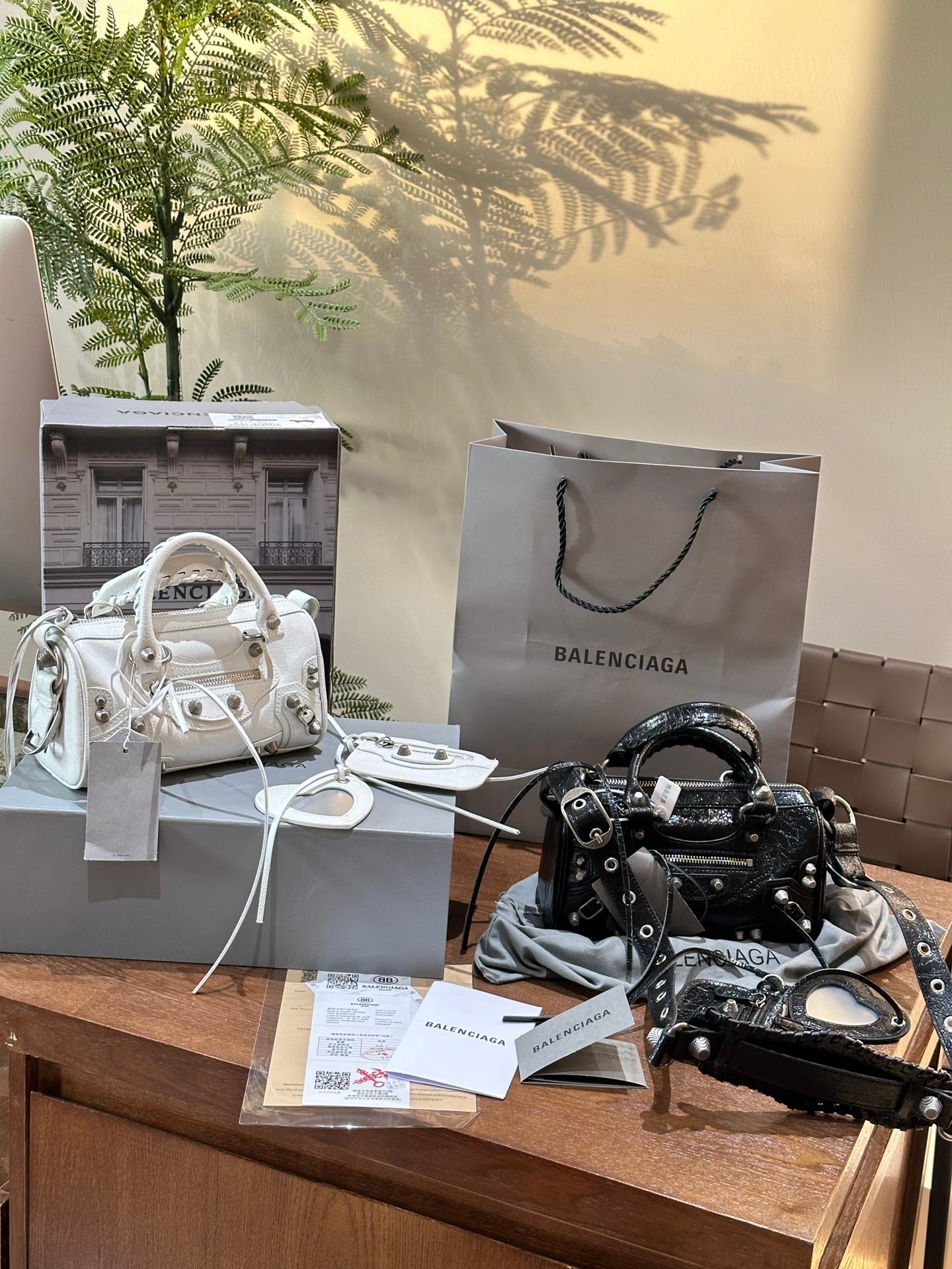 BALEN*CIAGA BAGS DM/EMAIL TO ORDER