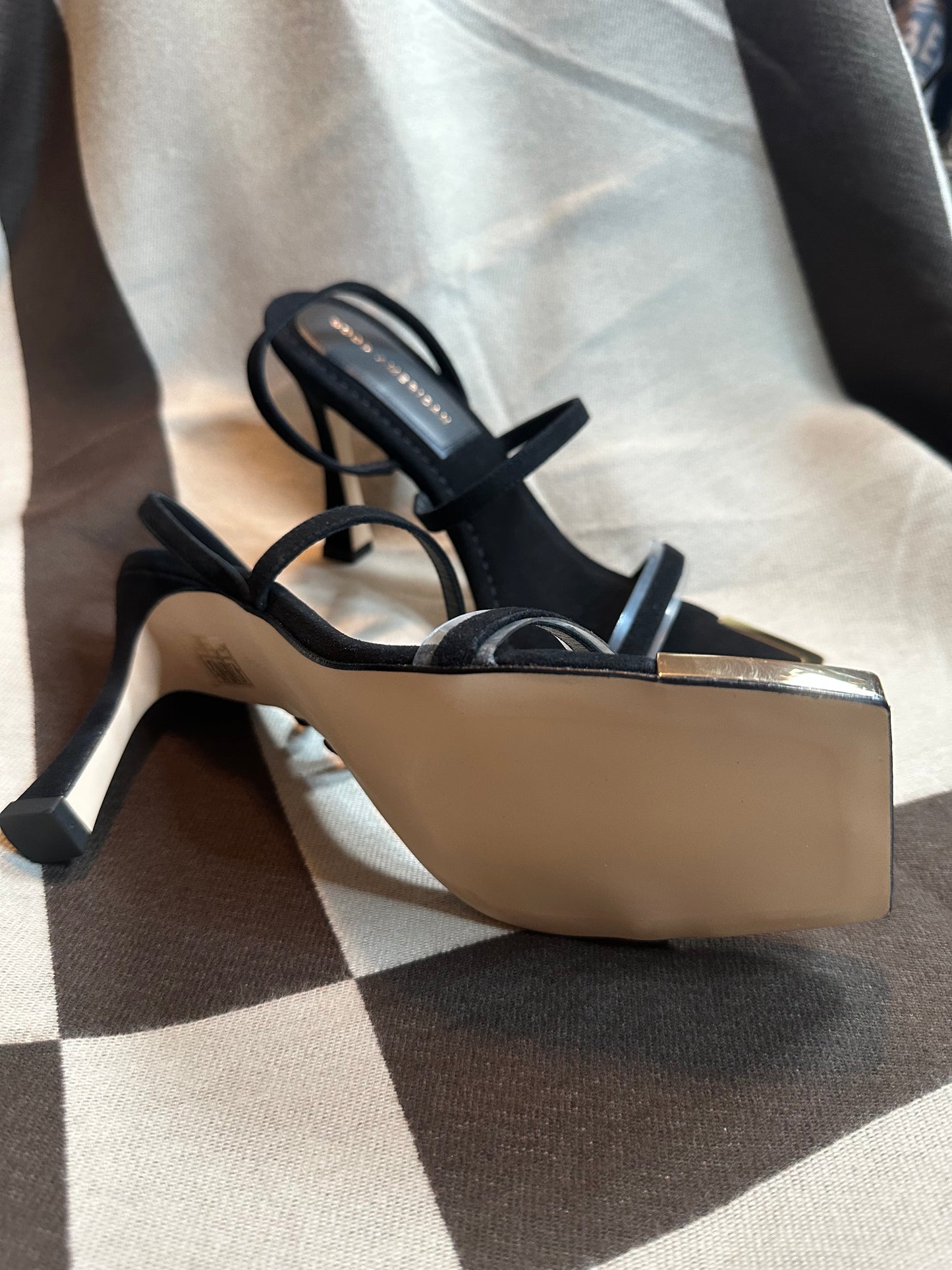 Good American The Standout Square Toe Sandal Suede Black 9 1/2 Heels