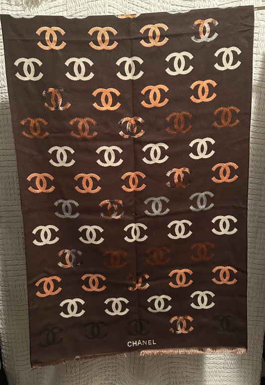 CC3 SCARF WITH BOX and Paperbag