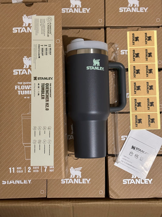 STAN*LEY 40 oz - GRAY