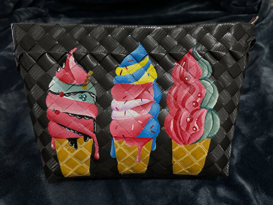 ICE CREAM SLING